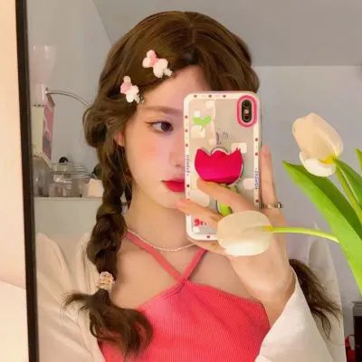 草裙舞女孩